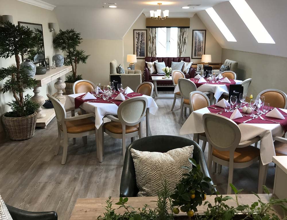 2f-dining
